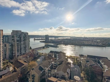 2004 1 Renaissance Square, New Westminster, BC, New Westminster — Apartment/Condo for sale