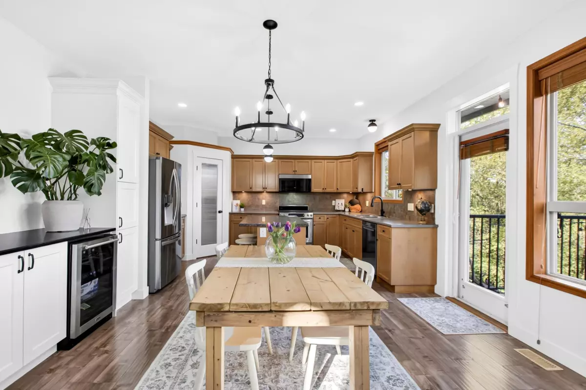 Dining Area Photo of 22 24185 106b Avenue, Maple Ridge, BC