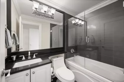 Hallway Photo of 350 198th Street, Langley, BC