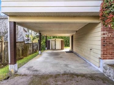Outdoor Deck Photo of 2553 Bendale Road, North Vancouver, BC