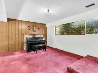 Powder Room Photo of 2553 Bendale Road, North Vancouver, BC