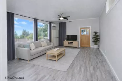 1405 Velvet Road, Gibsons, BC, Gibsons — Single Family Residence for sale