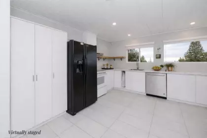 Kitchen Photo of 1405 Velvet Road, Gibsons, BC