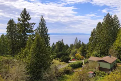 Office / Den Photo of 1405 Velvet Road, Gibsons, BC