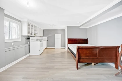 Staircase Photo of 10886 132a Street, Surrey, BC