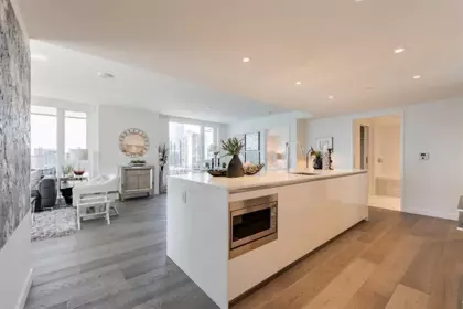 Guest Bathroom Photo of 2109 1111 Richards Street, Vancouver, BC