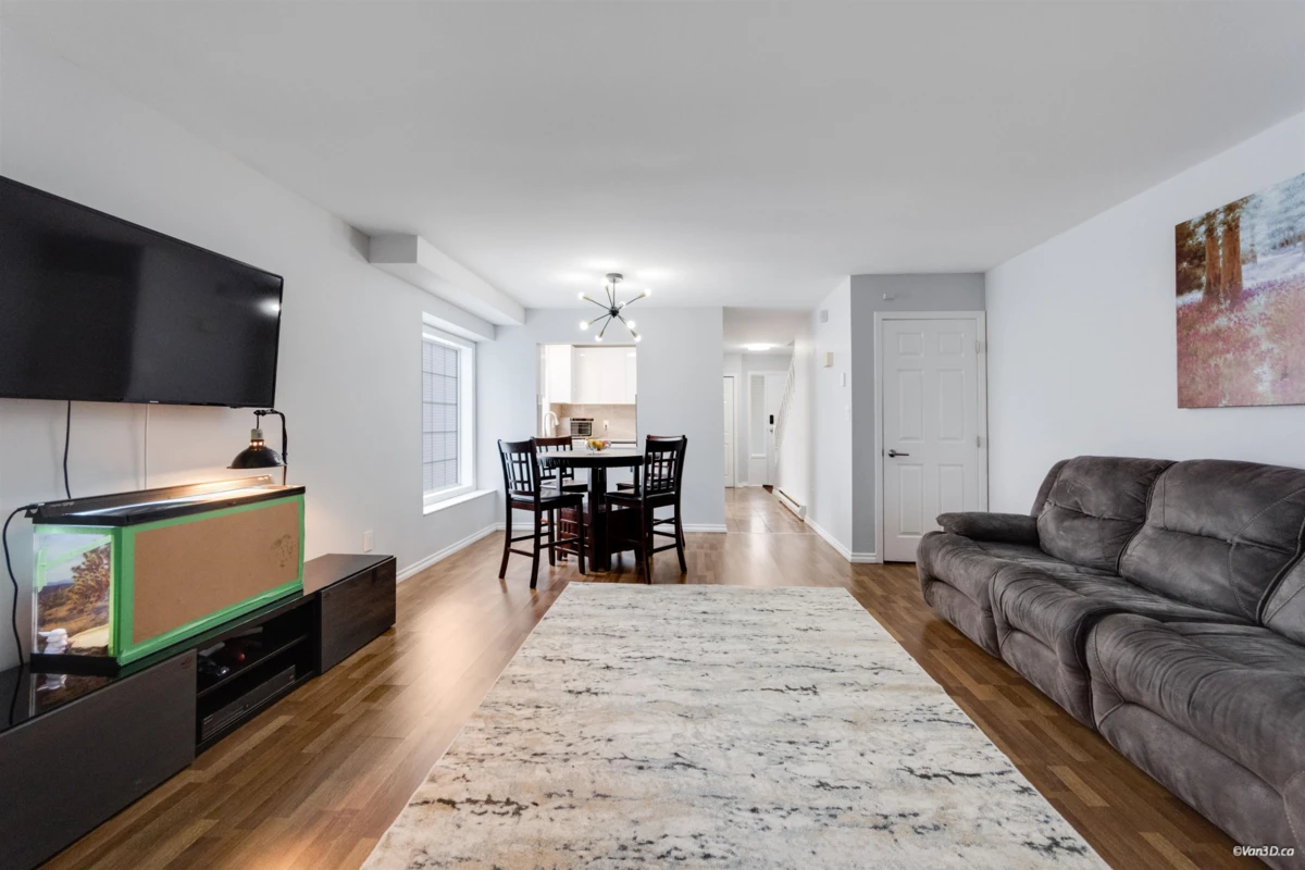 Living Room Photo of 1 9437 Hazel Street, Chilliwack, BC
