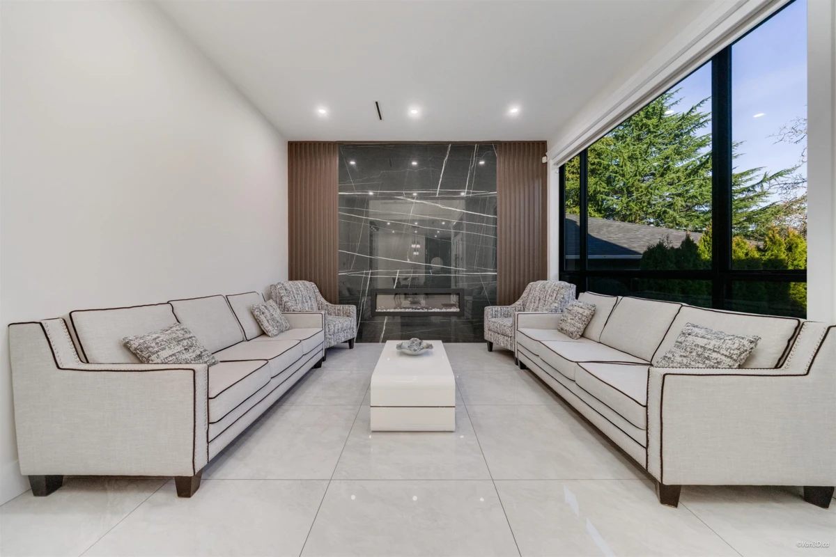 Dining Area Photo of 11229 136 Street, Surrey, BC