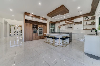 Kitchen Island Photo of 11229 136 Street, Surrey, BC