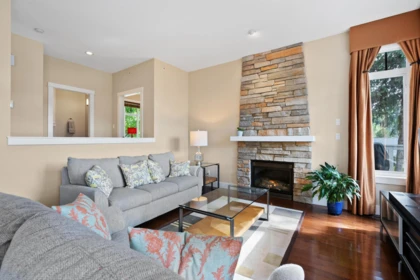 Primary Bedroom Photo of 300 Ocean Crest Drive, West Vancouver, BC