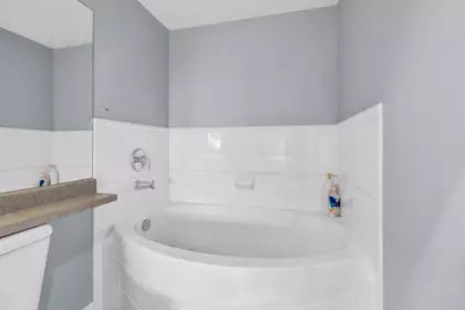 Guest Bathroom Photo of 210 995 W 59th Avenue, Vancouver, BC