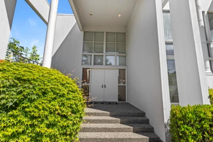 Breakfast Nook Photo of 1289 W 51st Avenue, Vancouver, BC