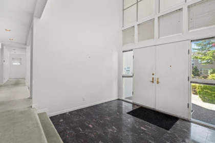 Primary Bathroom Photo of 1289 W 51st Avenue, Vancouver, BC