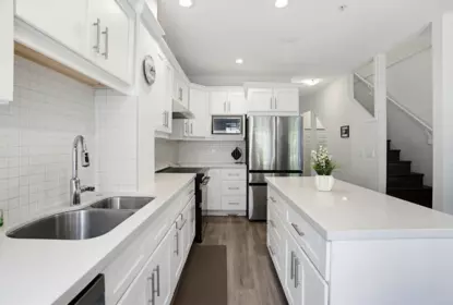 Kitchen Photo of 94 1055 Riverwood Gate, Port Coquitlam, BC