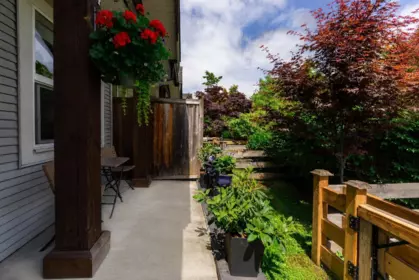 Swimming Pool Photo of 94 1055 Riverwood Gate, Port Coquitlam, BC