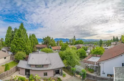 3853 W 14th Avenue, Vancouver, BC, Vancouver — Single Family Residence for sale