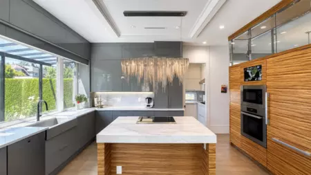 Primary Bathroom Photo of 4632 W 11th Avenue, Vancouver, BC