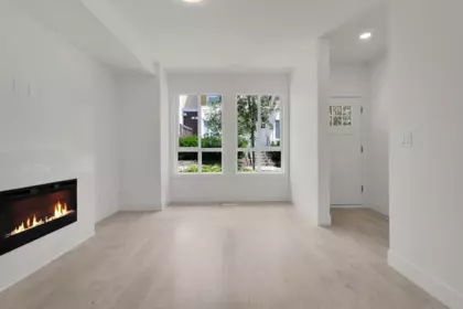 Breakfast Nook Photo of 45 16561 17a Avenue, Surrey, BC