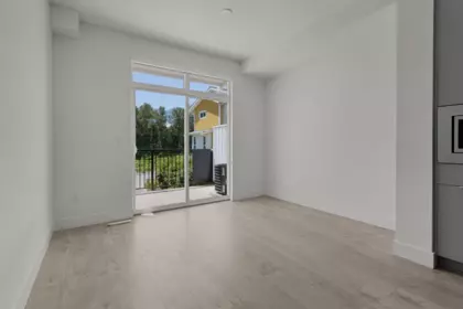 Guest Bathroom Photo of 45 16561 17a Avenue, Surrey, BC