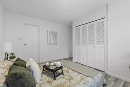Walk-In Closet Photo of 104 425 Ash Street, New Westminster, BC
