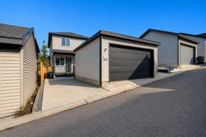 6261 148 Street, Surrey, BC, Surrey — Single Family Residence for sale
