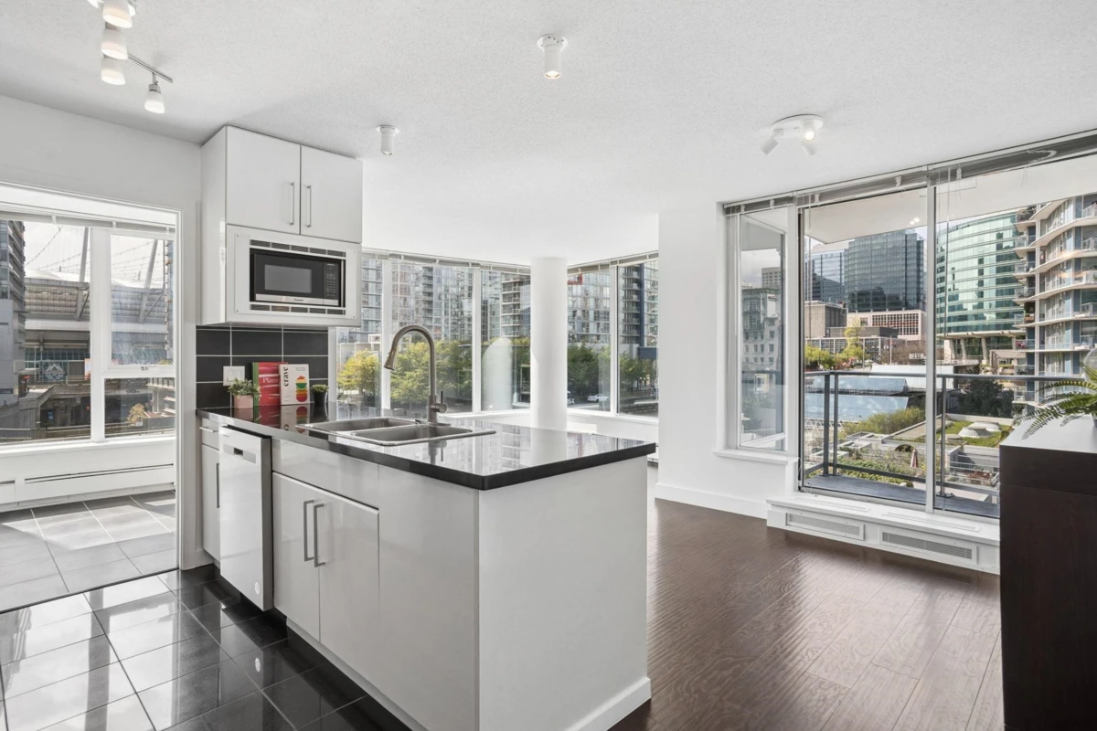 Dining Area Photo of 808 689 Abbott Street, Vancouver, BC