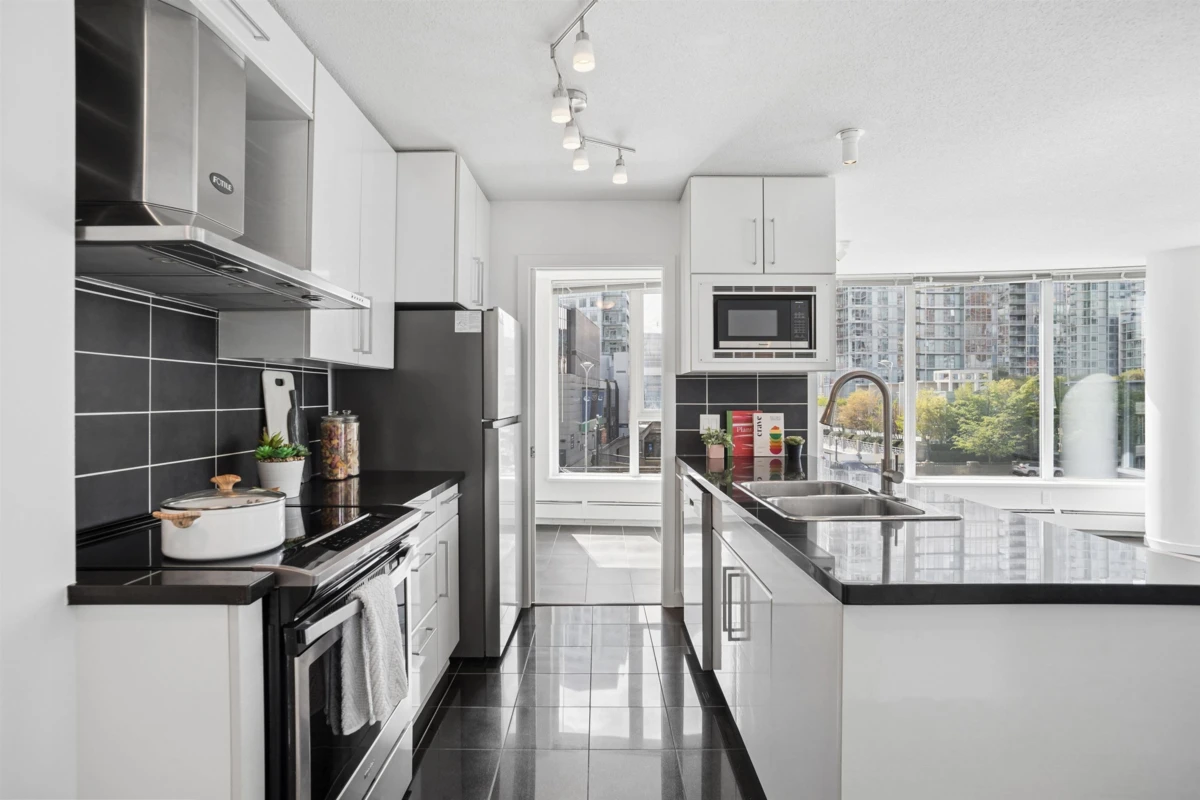 Family Room Photo of 808 689 Abbott Street, Vancouver, BC