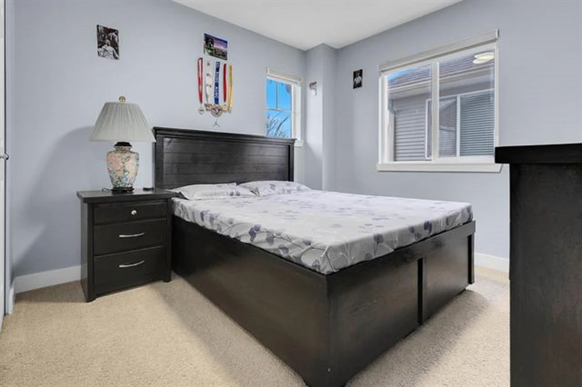 Family Room Photo of 6287 167b Street, Surrey, BC