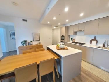 4801 3809 Evergreen Place, Burnaby, BC, Burnaby — Apartment/Condo for sale