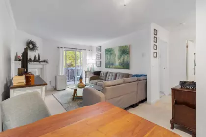 218 11510 225 Street, Maple Ridge, BC, Maple Ridge — Apartment/Condo for sale