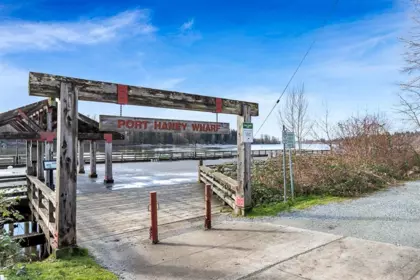 Swimming Pool Photo of 218 11510 225 Street, Maple Ridge, BC