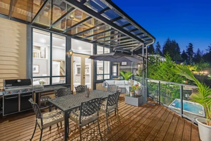 Hot Tub / Spa Photo of 673 Sylvan Avenue, North Vancouver, BC