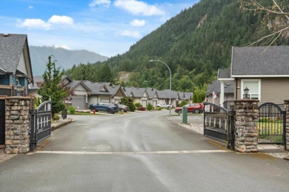 Aerial View of 19 20118 Beacon Road, Hope, BC