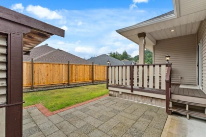 Front Yard Photo of 19 20118 Beacon Road, Hope, BC