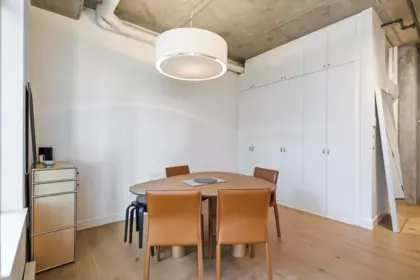Kitchen Island Photo of 604 495 W 6th Avenue, Vancouver, BC