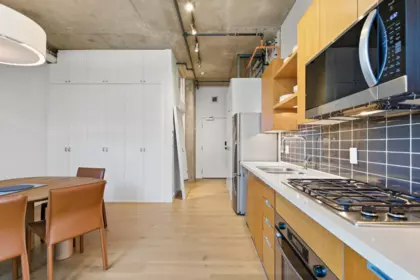 Kitchen Photo of 604 495 W 6th Avenue, Vancouver, BC