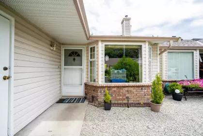 11 12049 217th Street, Maple Ridge, BC, Maple Ridge — Townhouse for sale
