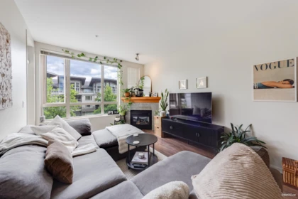 319 580 Raven Woods Drive, North Vancouver, BC, North Vancouver — Apartment/Condo for sale