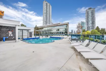 Front Yard Photo of 1810 13428 105 Avenue, Surrey, BC