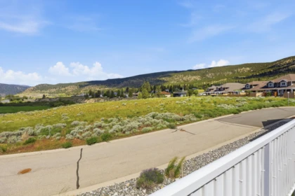 Office / Den Photo of 103 2514 Spring Bank Avenue, No City Value, BC