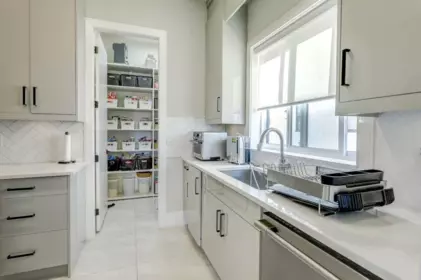 Powder Room Photo of 18626 57 Avenue, Surrey, BC
