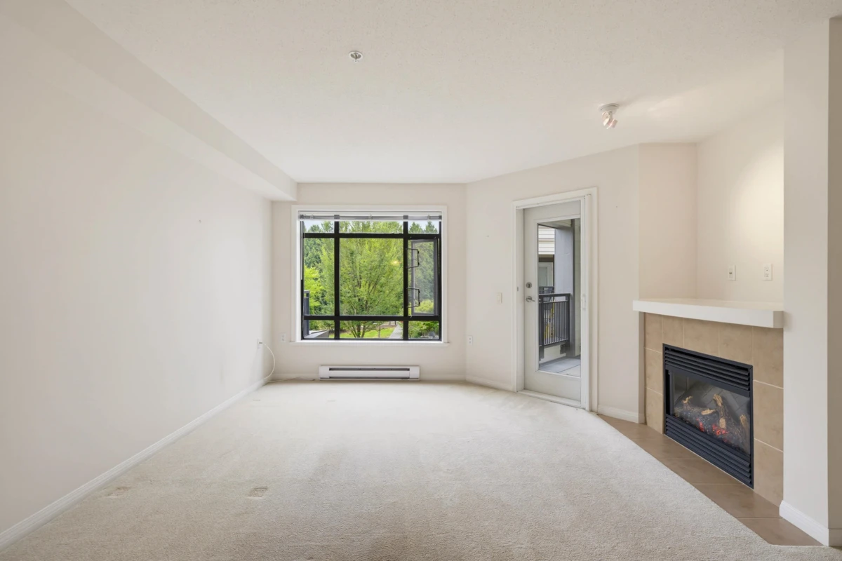 Dining Area Photo of 214 8880 202 Street, Langley, BC
