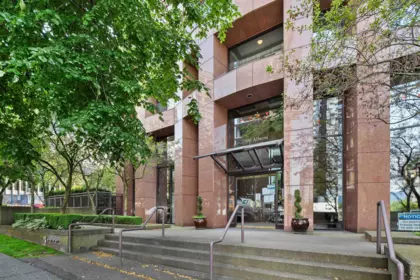 Hot Tub / Spa Photo of 10A 1500 Alberni Street, Vancouver, BC