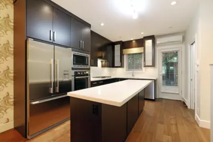 Kitchen Photo of 1459 Tilney Mews, Vancouver, BC