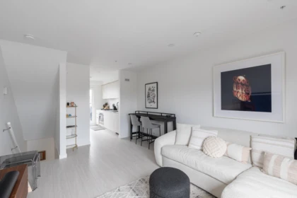 Breakfast Nook Photo of 321 1120 E Georgia Street, Vancouver, BC