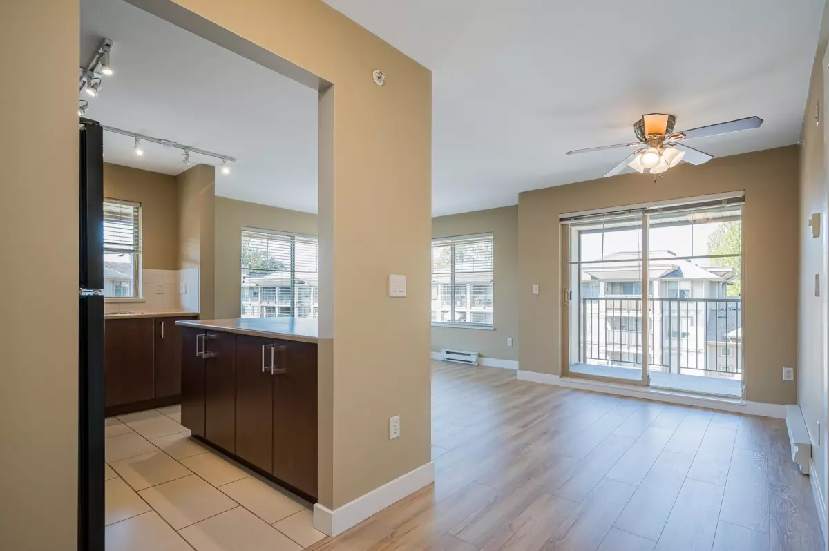 Family Room Photo of 408 45561 Yale Road, Chilliwack, BC