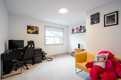 Hallway Photo of 5 46545 Brooks Avenue, Chilliwack, BC