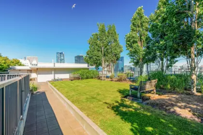 Garden / Landscaping Photo of 2205 938 Smithe Street, Vancouver, BC