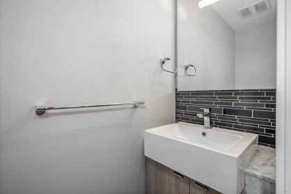 306 3090 Gladwin Road, Abbotsford, BC, Abbotsford — Apartment/Condo for sale