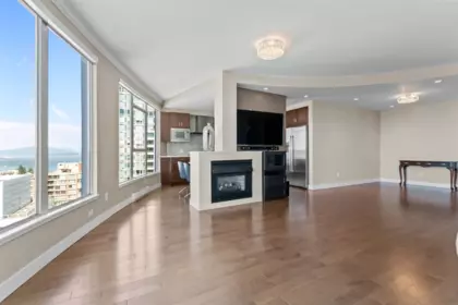 2302 1500 Howe Street, Vancouver, BC, Vancouver — Apartment/Condo for sale